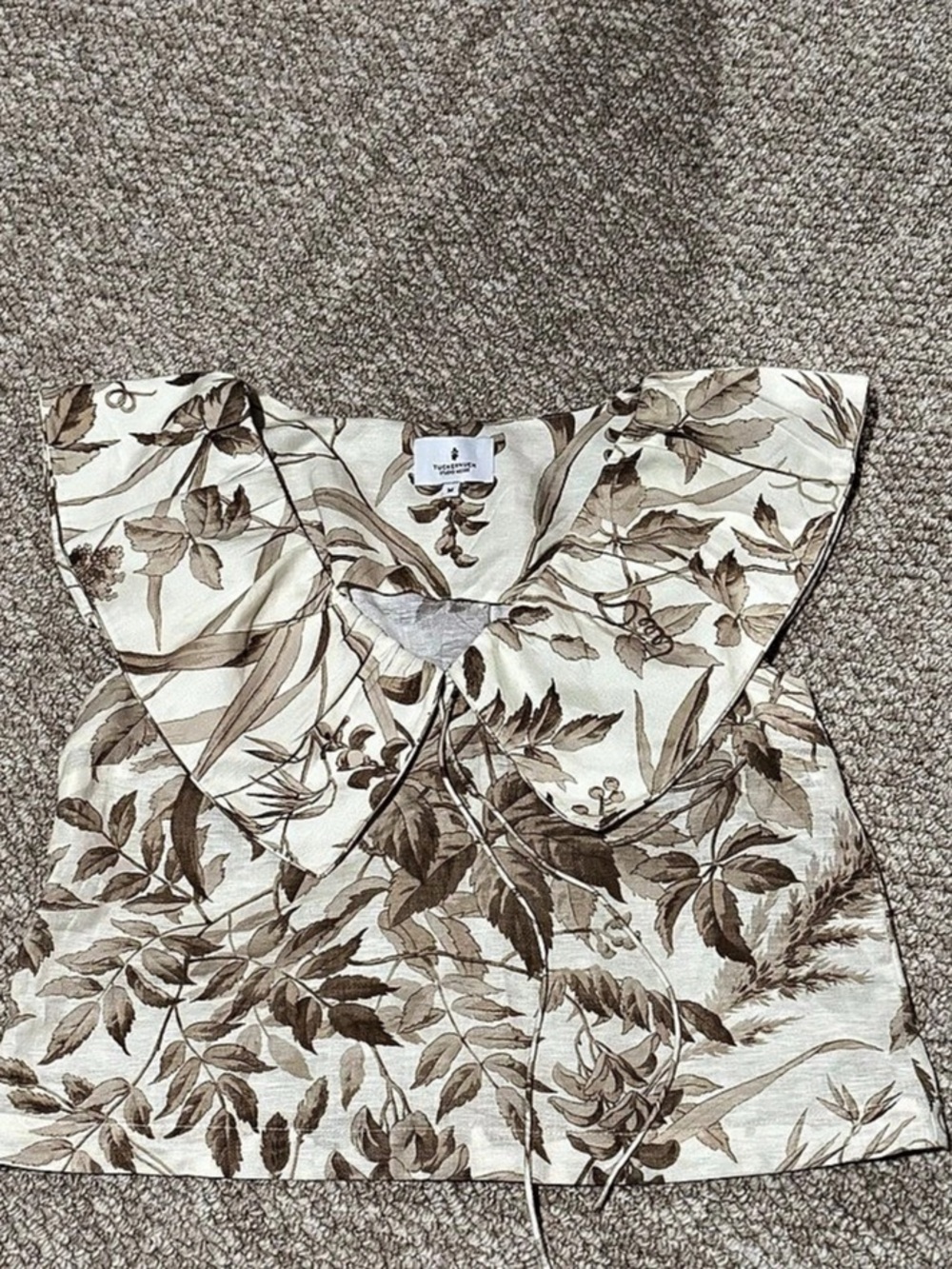 Tuckernuck Floral Blouse in Cream & Brown Like New